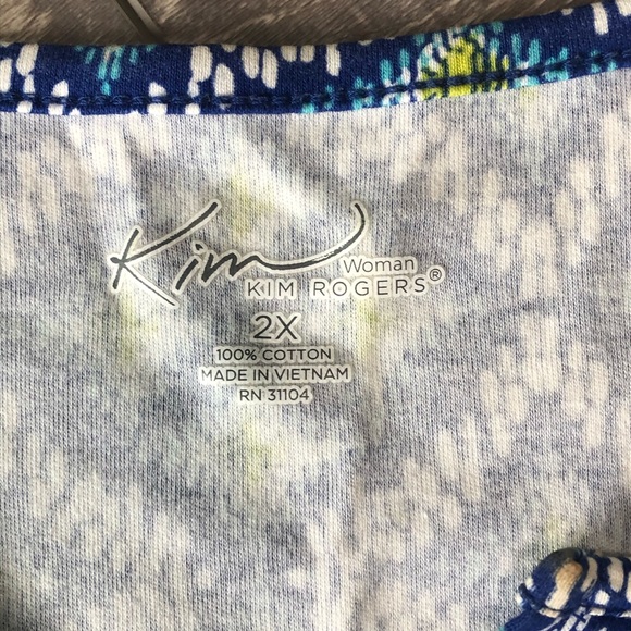 Blue Patterned Top - Picture 4 of 4